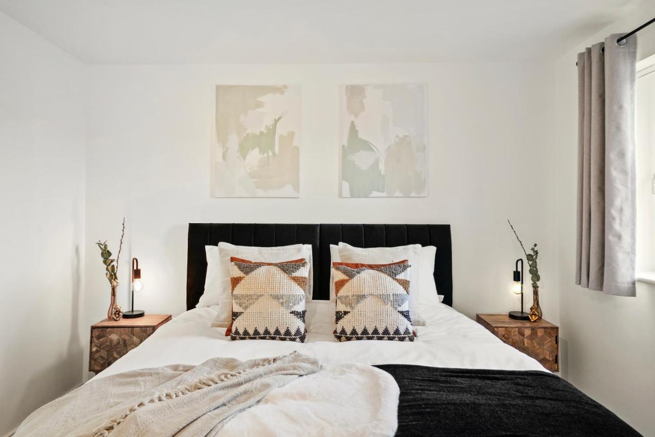 ميلتون كينيز Luxury Apartment At Holt House المظهر الخارجي الصورة