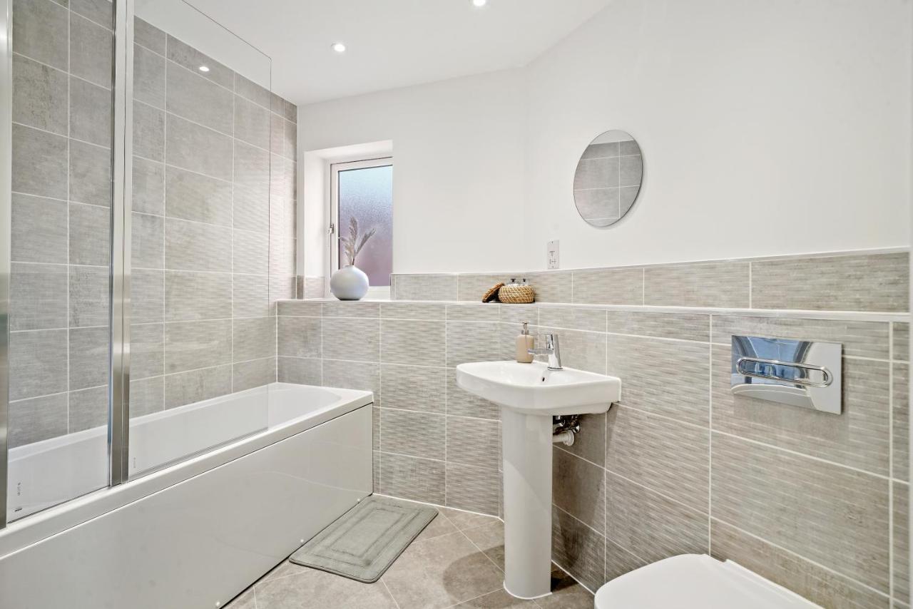 ميلتون كينيز Luxury Apartment At Holt House المظهر الخارجي الصورة